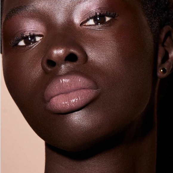 Fenty Beauty Gloss Bomb Cream in Fenty Glow 02 Universal Rose Nude BNWT - Picture 3 of 7